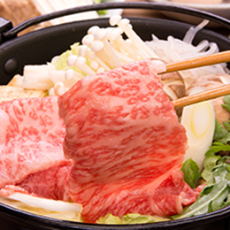 [かどや牧場][神奈川県産] 足柄牛上肩ロースすき焼き用 500g