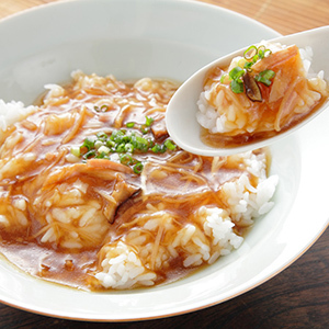 ◆東京　「新宿光来」　フカヒレ入り具だくさん丼