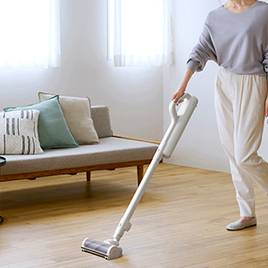 [アイリスオーヤマ] 充電式紙パックスティッククリーナー　SBD78DCBLP-W