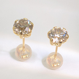 [KIKUYA] K18 ダイヤスタッドピアス(計1.0ct)